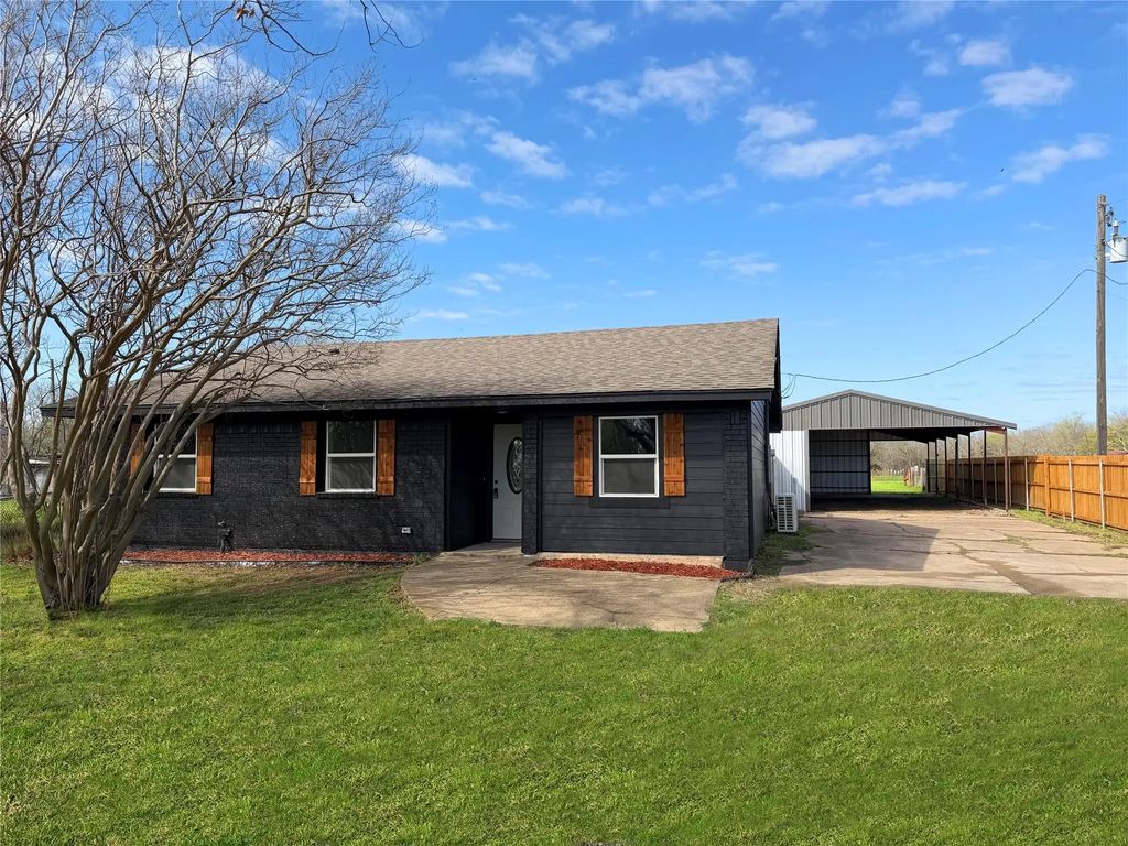 11827 Fm 1392, Terrell