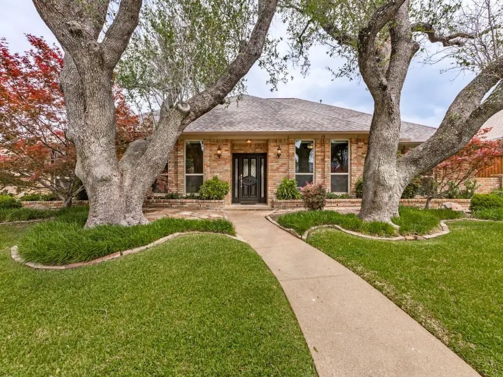 8826 Flint Falls Drive, Dallas
