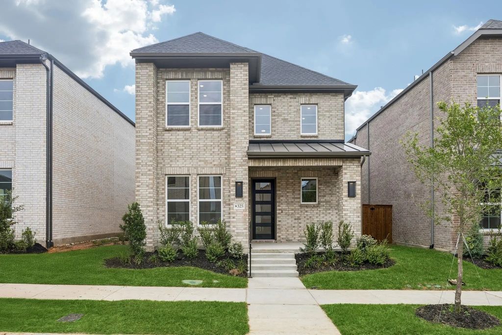 325 Callum Parkway, Celina