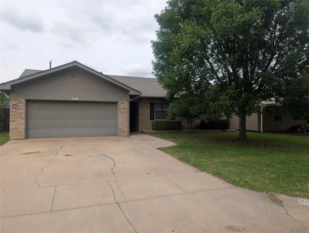 3026 Moffett Avenue, Wichita Falls