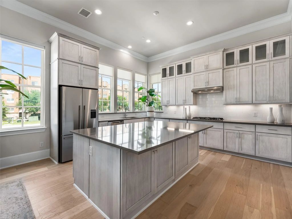 603 Baugh Drive, Irving