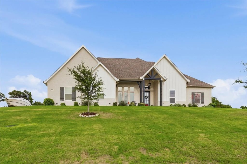 200 Finney Drive, Weatherford