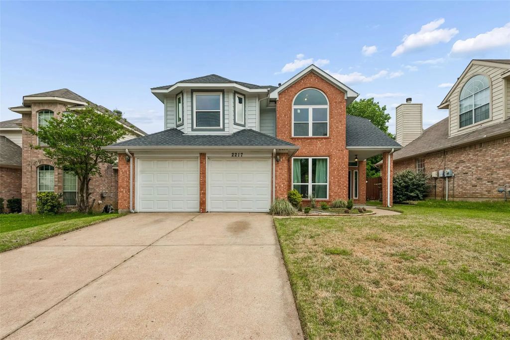 2217 Ellis Drive, Flower Mound