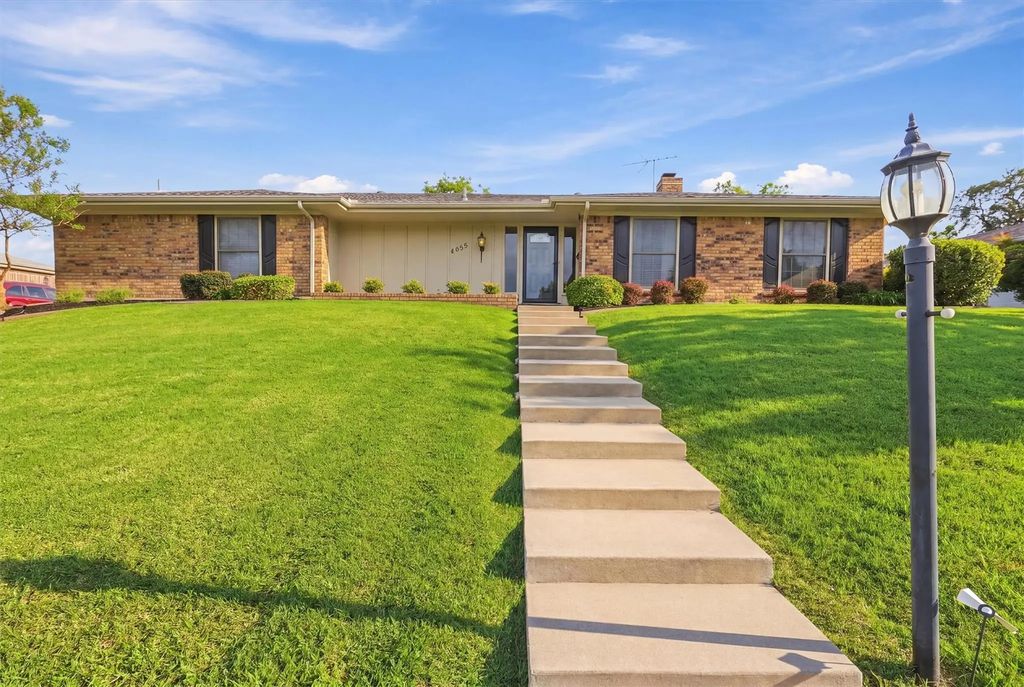 4455 Chedlea Avenue, Fort Worth