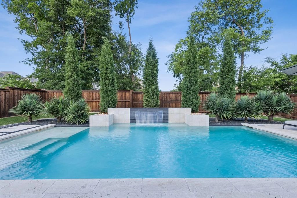 923 Marie Drive, Allen
