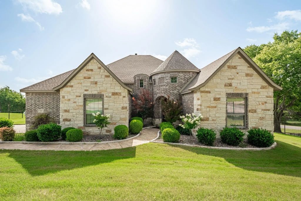 1001 Hilltop Drive, Lavon