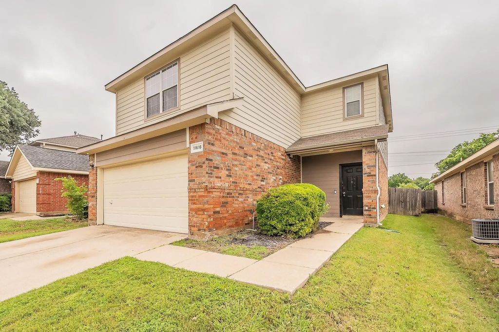 11616 Bobcat Drive, Fort Worth