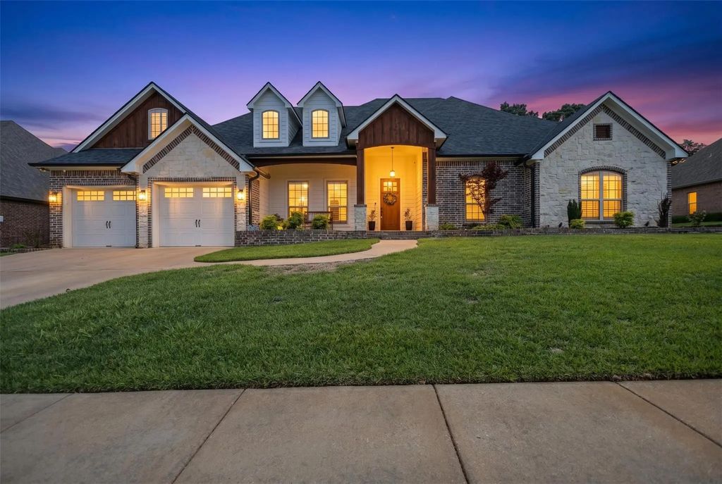 11176 Fox Trail, Flint