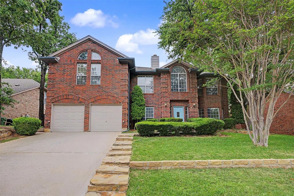 1810 Haydenbend Circle, Grapevine