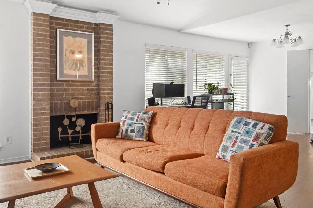 10548 Stone Canyon Road 230, Dallas