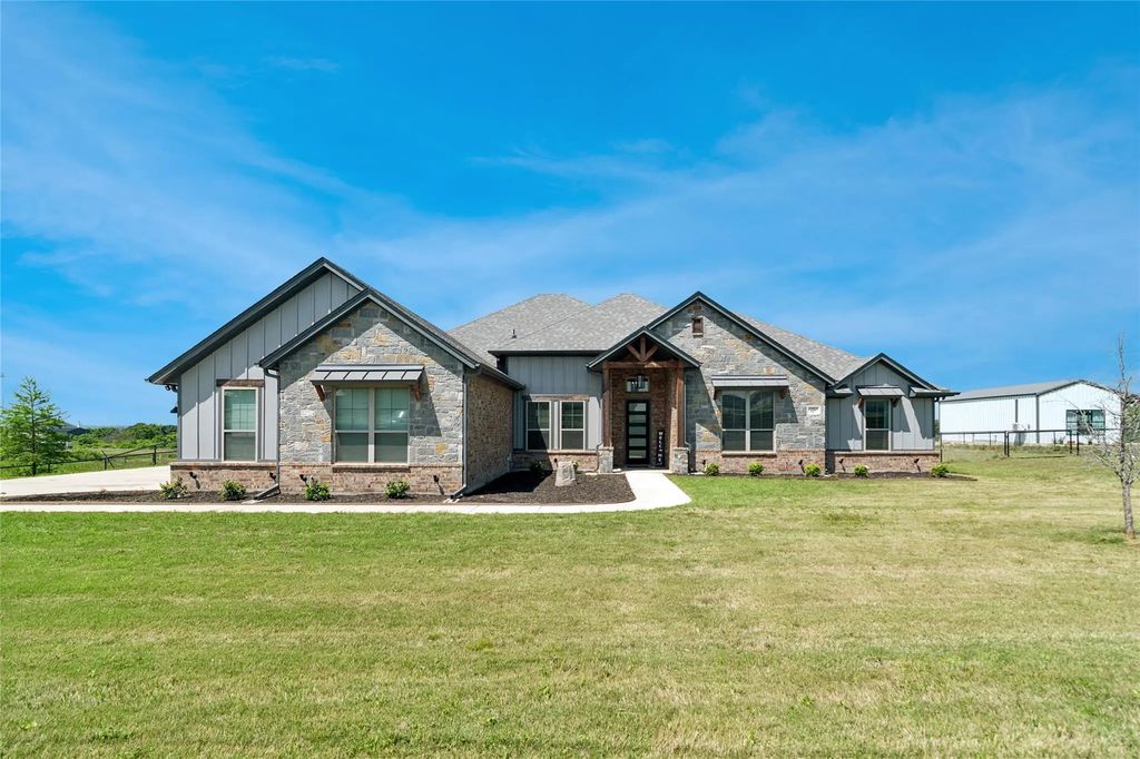587 Old Agnes Road, Weatherford