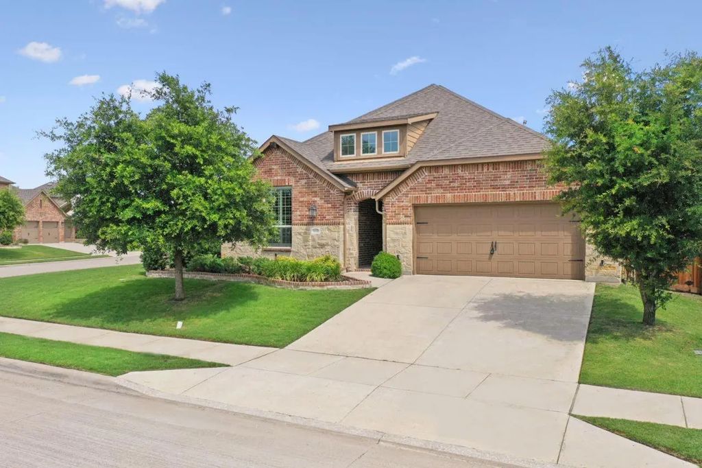 9632 Pickwick Trail, Fort Worth