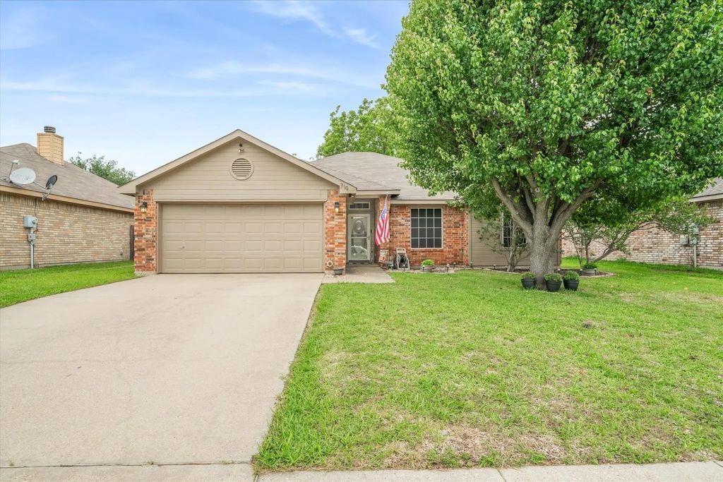719 Stacie Lane, Seagoville