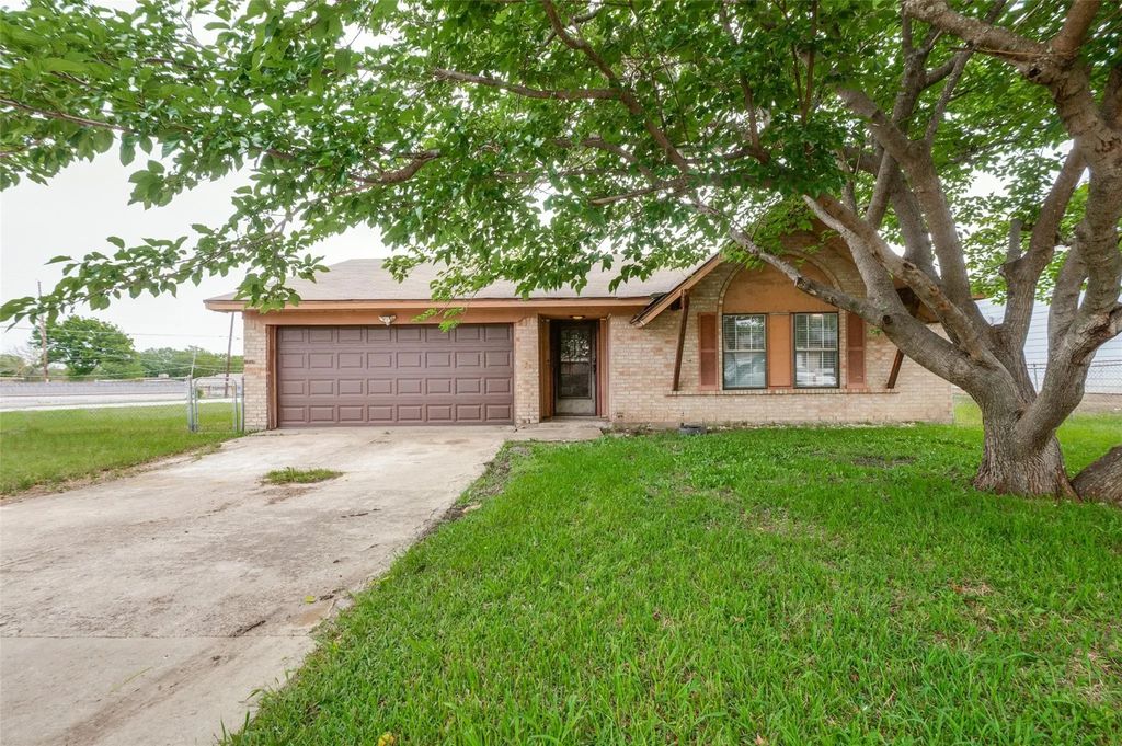2654 Arlington Lane, Lancaster