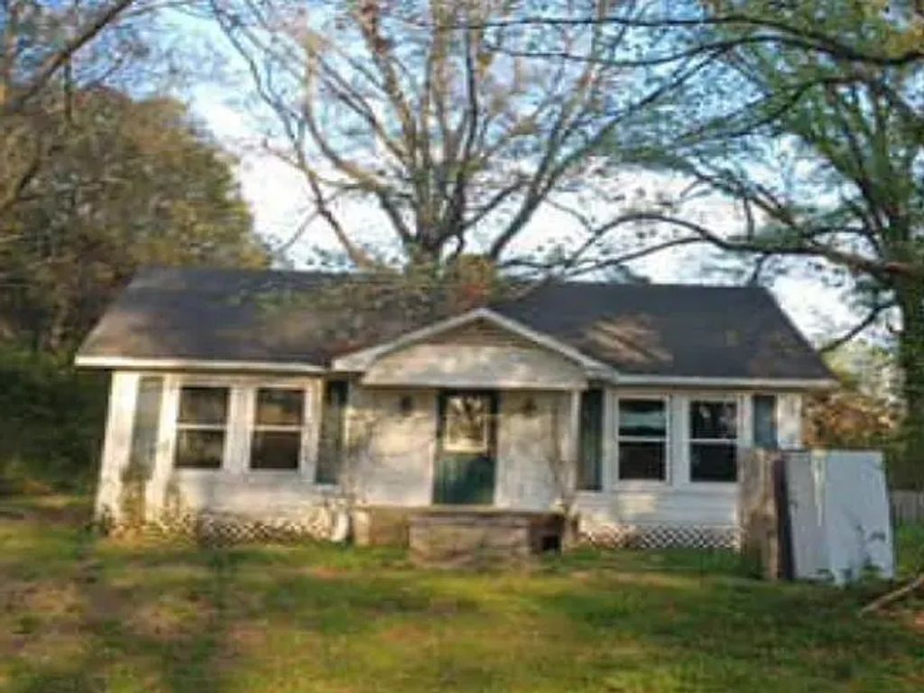 6098 Highway 2, Sarepta