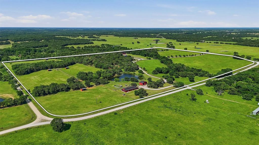 1371 County Road 130, Whitesboro