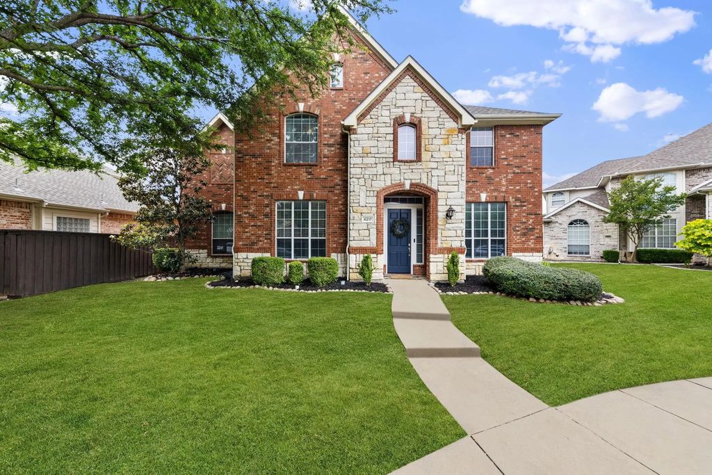 4217 E Crescent Way, Frisco