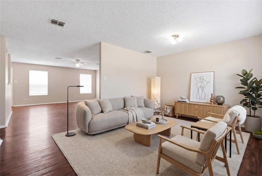 652 Lowe Drive, Cedar Hill