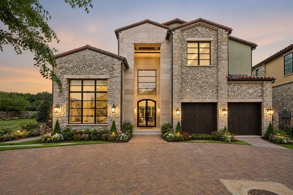 15 Catalonia Court, Westlake