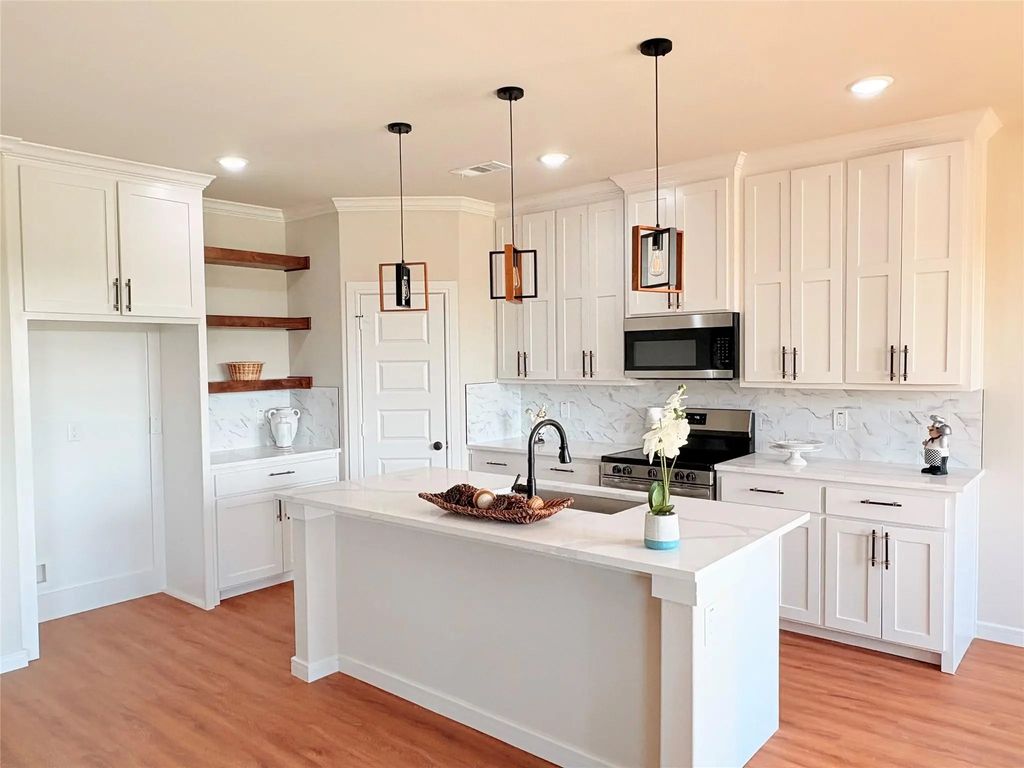 5424 County Road 3521, Quinlan