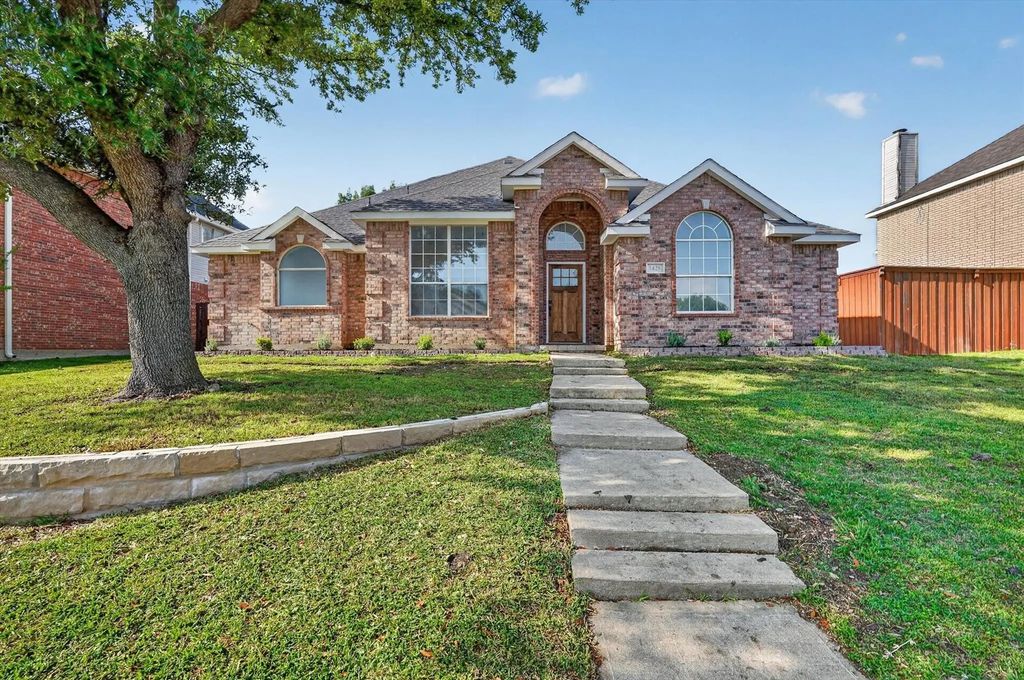 1428 Summerhill Drive, Carrollton