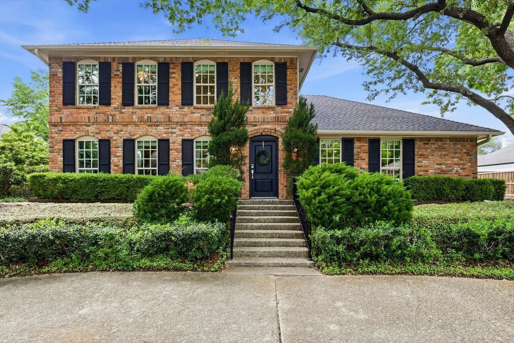 15319 Trails End Drive, Dallas