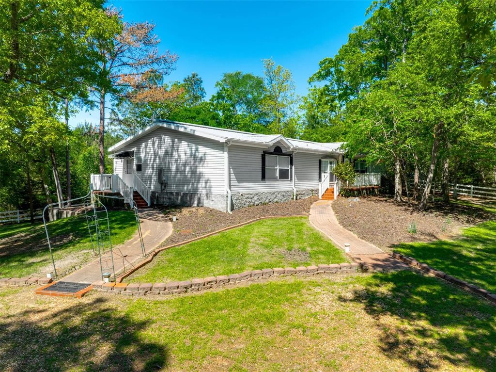 6679 W State Hwy 294 , Palestine