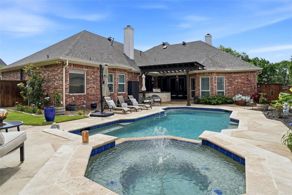 9009 Thornway Drive, North Richland Hills