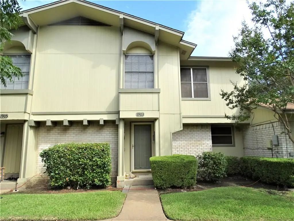 1903 Cobblestone Lane, Garland