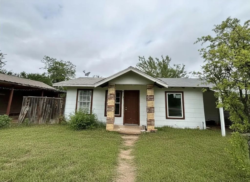 1400 N 8th Street, Wichita Falls