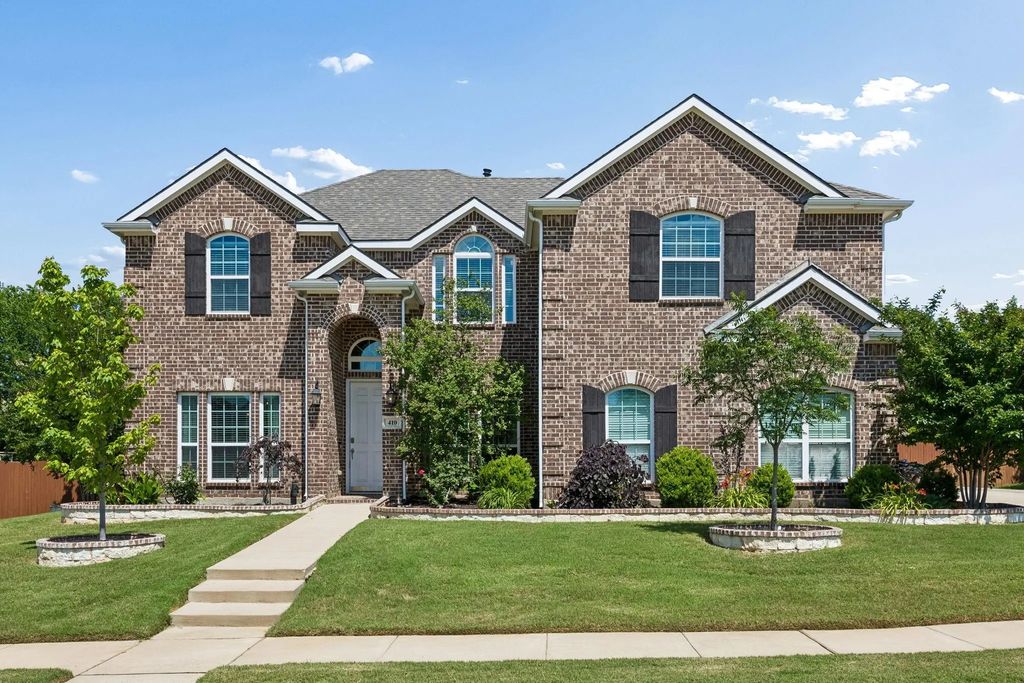 410 Caymus Street, Kennedale