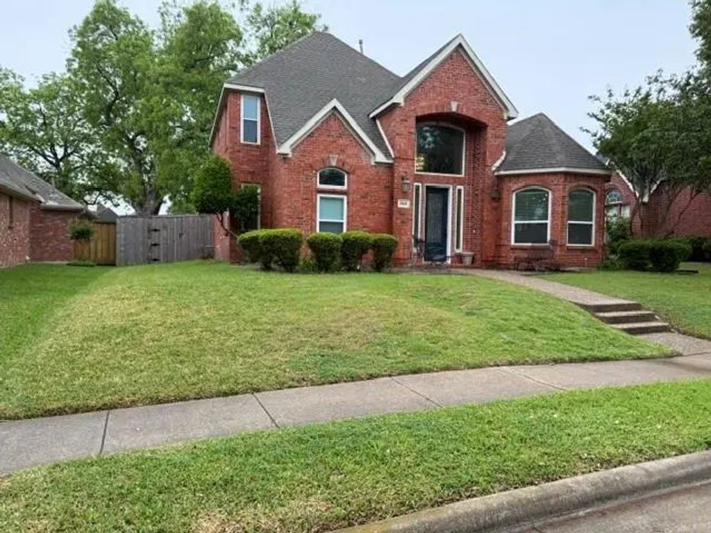 618 W Muirfield Road, Garland