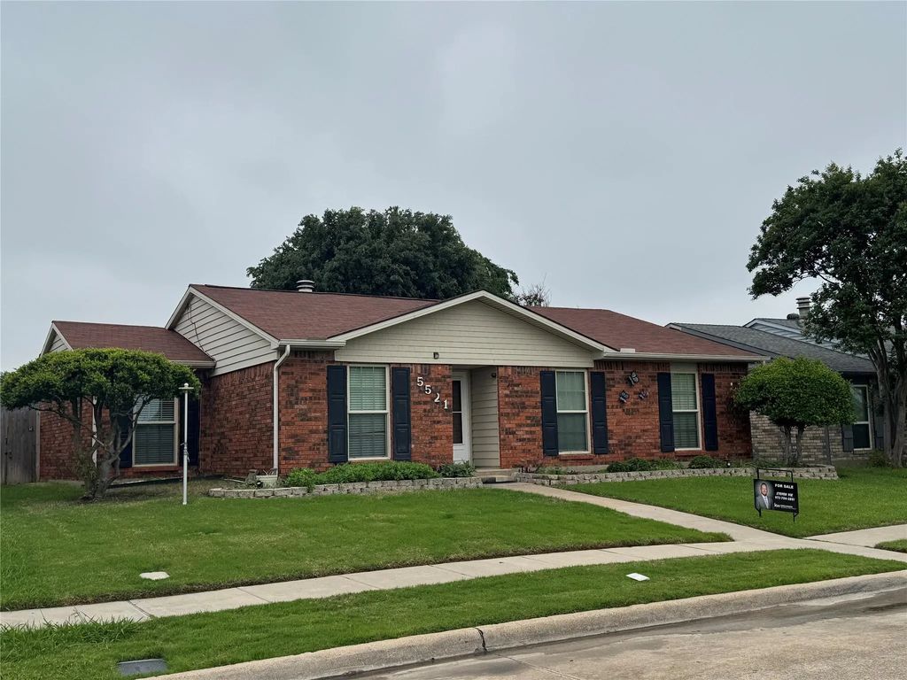 5521 N Colony Boulevard, The Colony