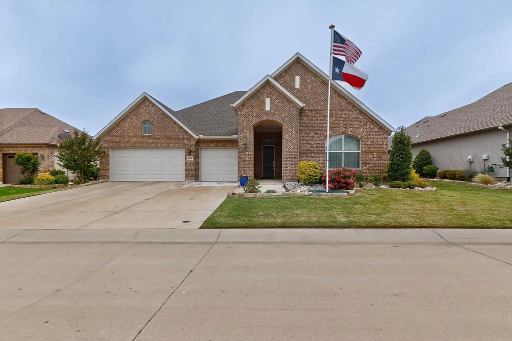 8008 American Way, Denton