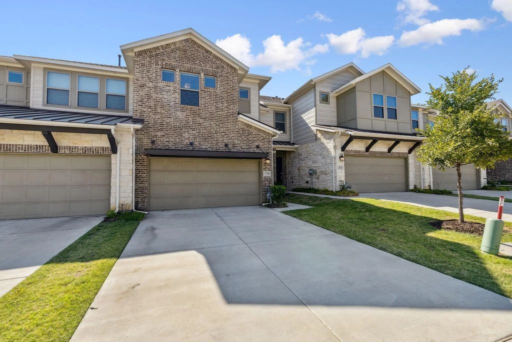17709 Agave Lane, Dallas