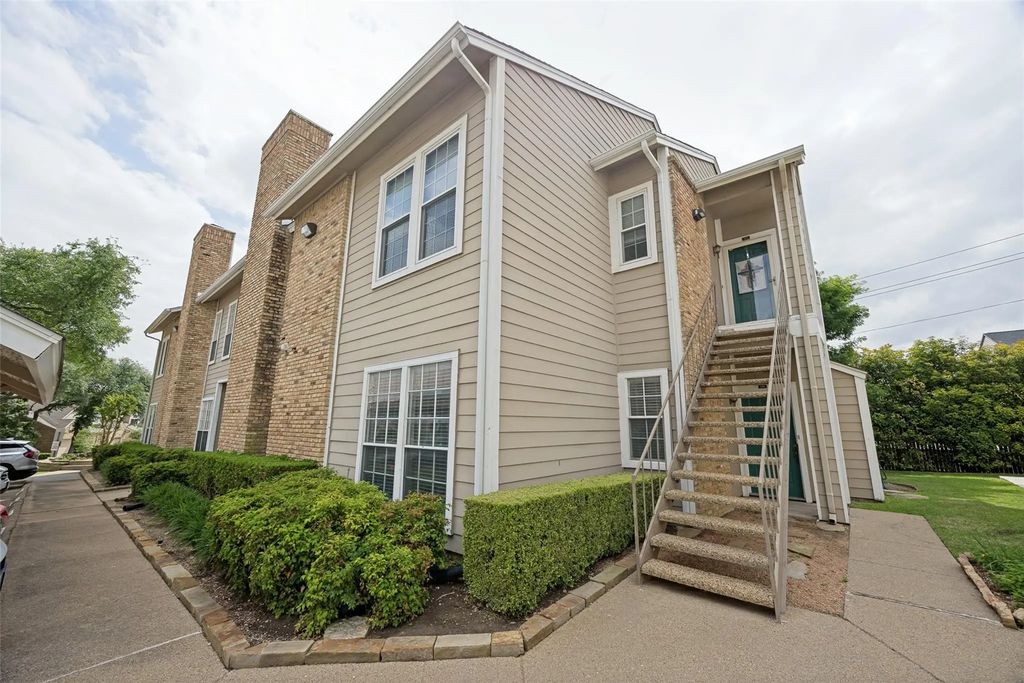 8600 Coppertowne Lane 206, Dallas