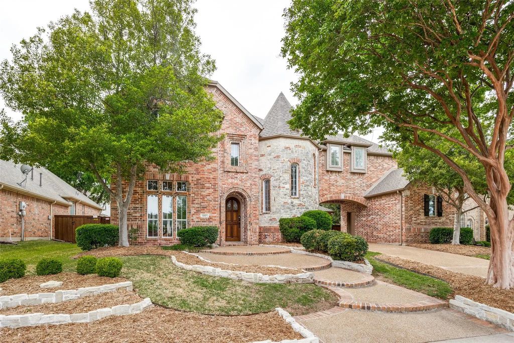 607 Granbury Drive, Allen