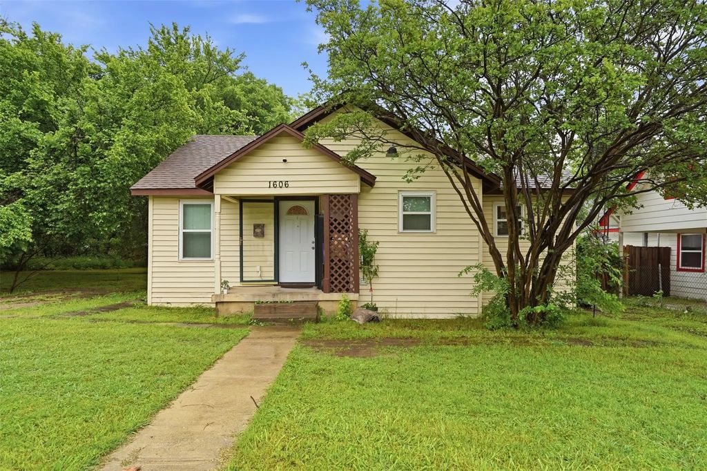 1606 Mentor Avenue, Dallas