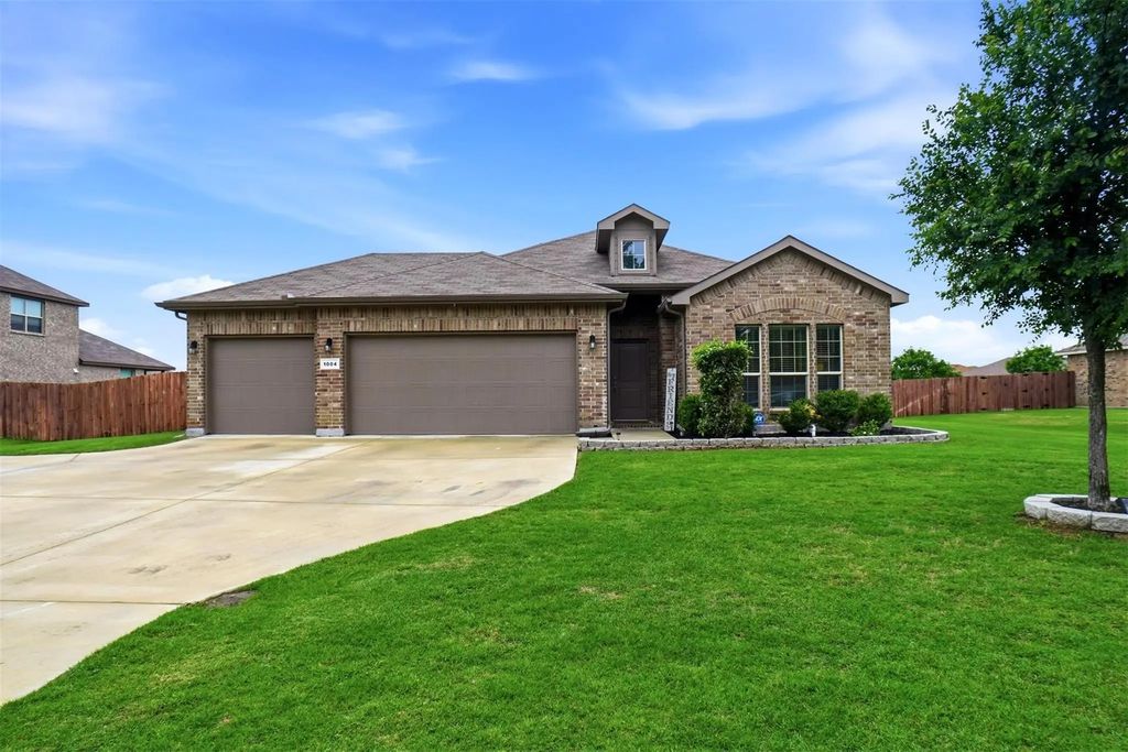1004 Kimbrough Road, Azle