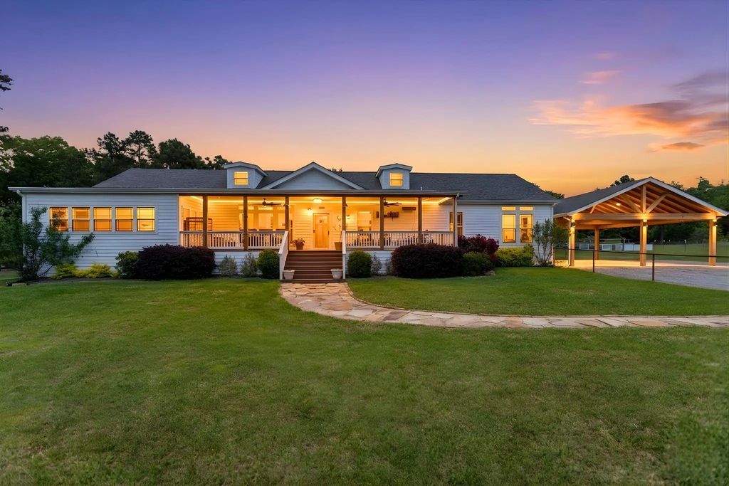 1767 County Road 3840, Hawkins