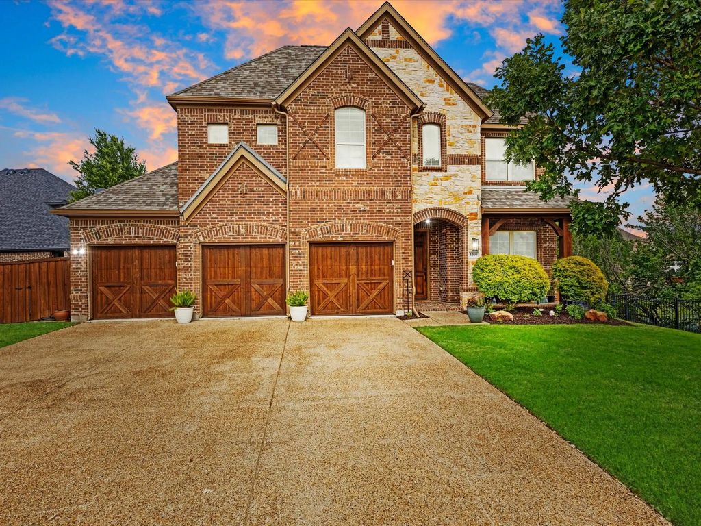 1300 Somerset Way, Prosper