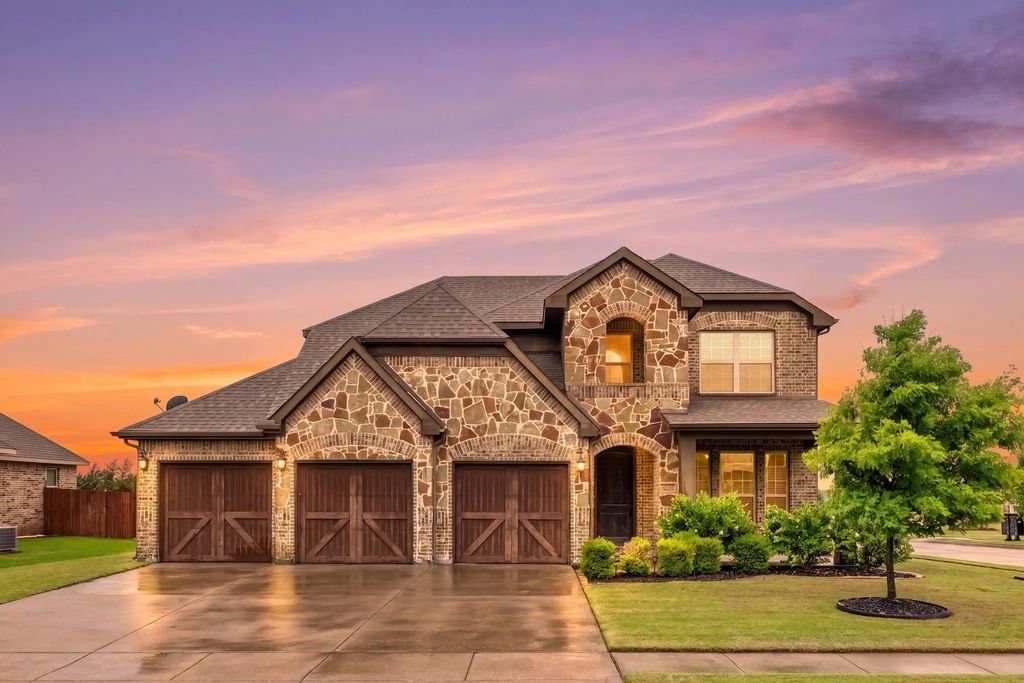 2361 Llano Drive, Royse City