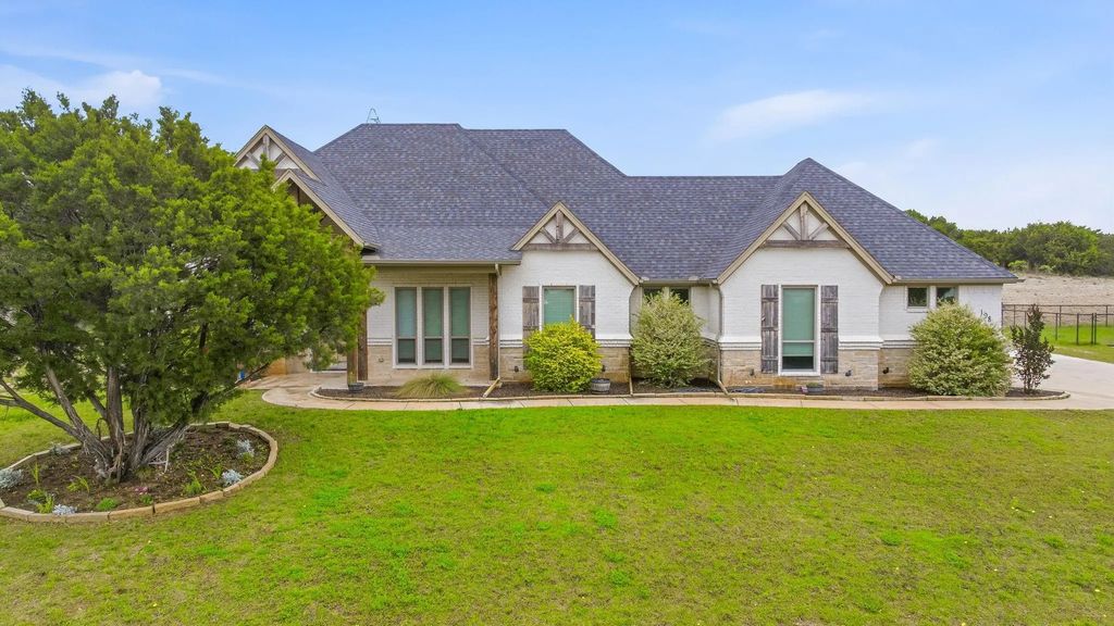 198 Cedar Mountain Drive, Weatherford