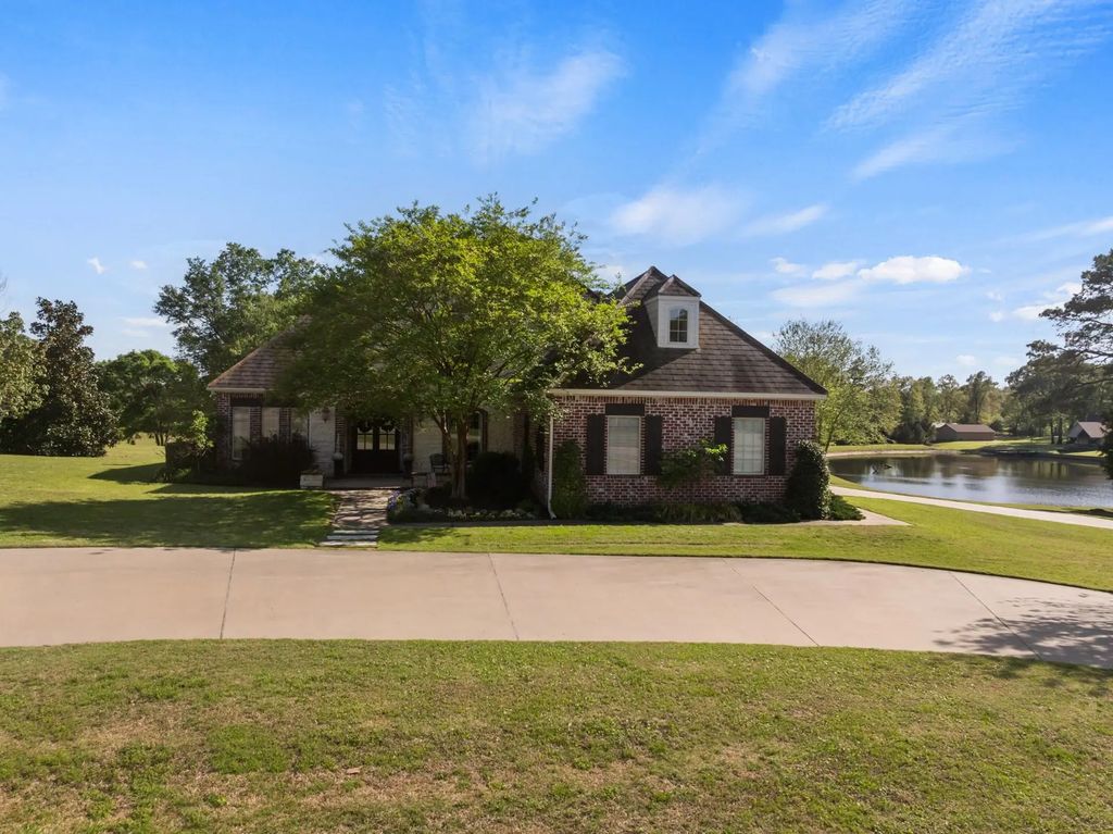 6 County Road 1215, Pittsburg