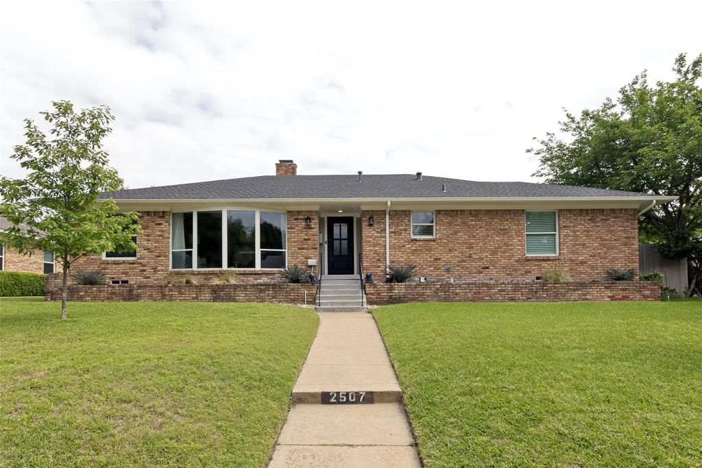 2507 Norsworthy Drive, Dallas