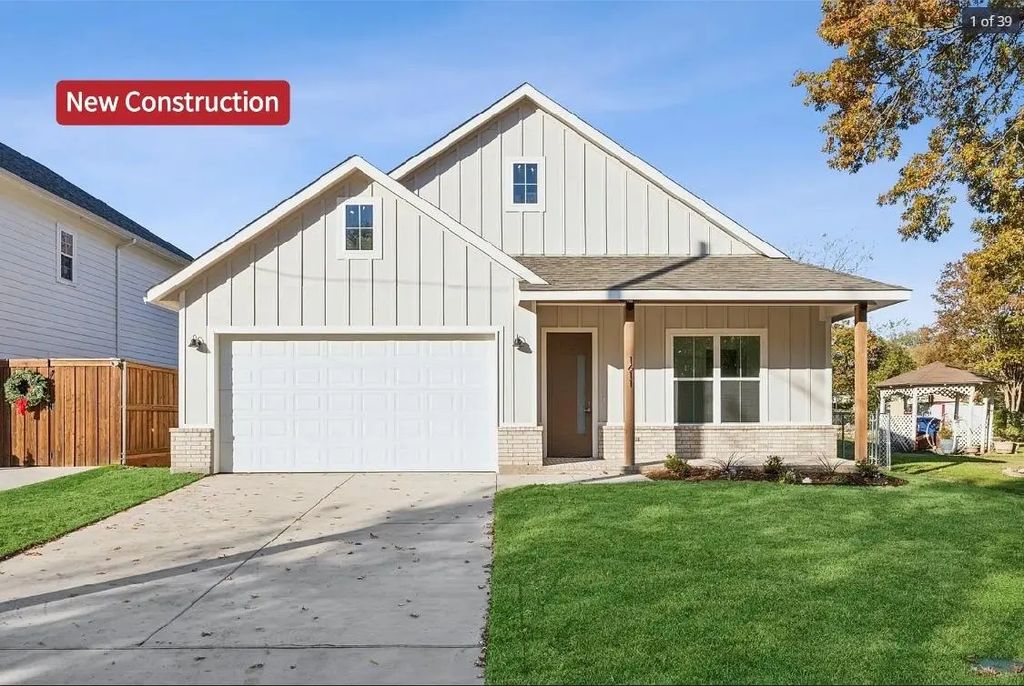 1611 Oak Street, McKinney