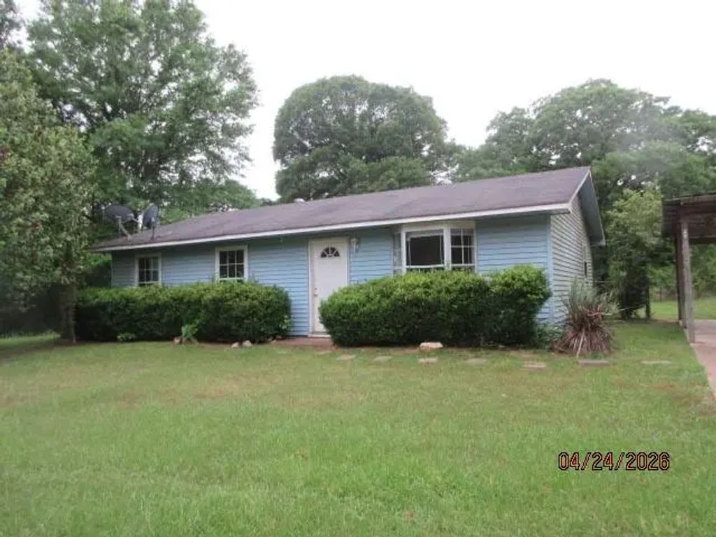 7950 Highway 371, Sibley