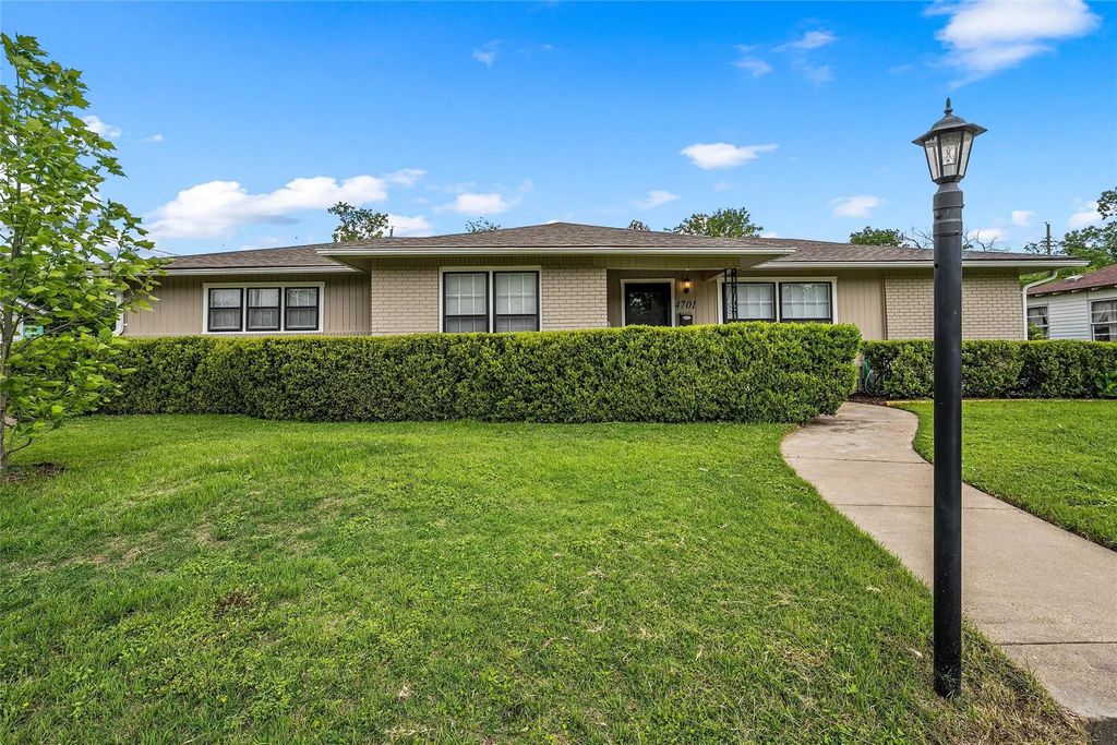 4701 Edmond Avenue, Waco