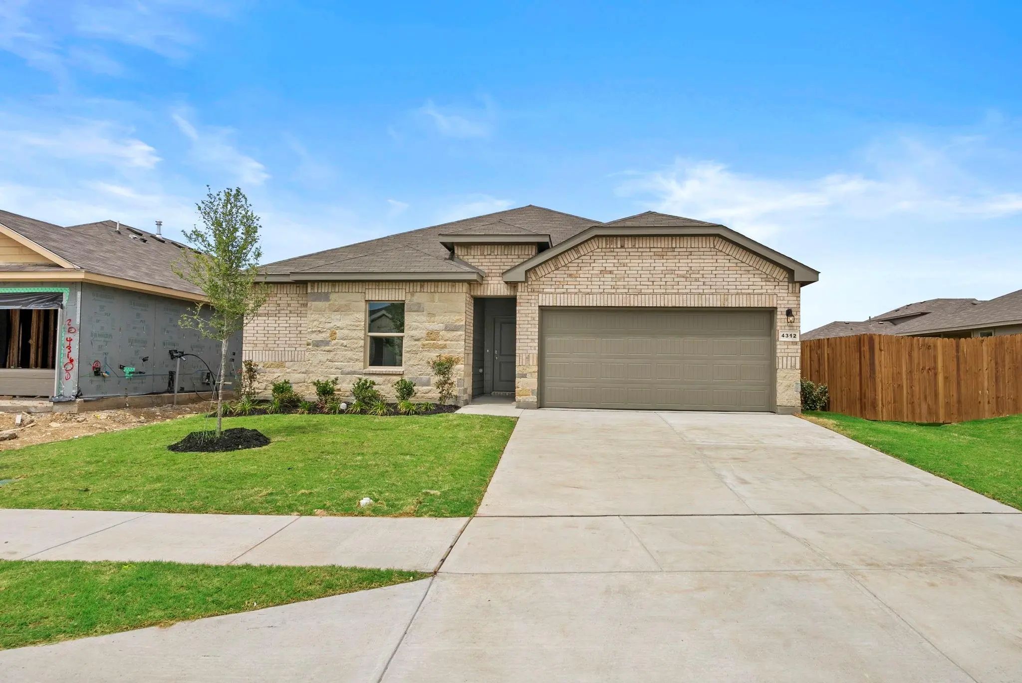 Photo of Listing #21249971