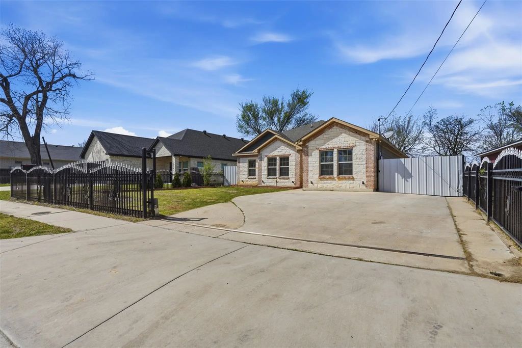 3021 Springview Avenue, Dallas